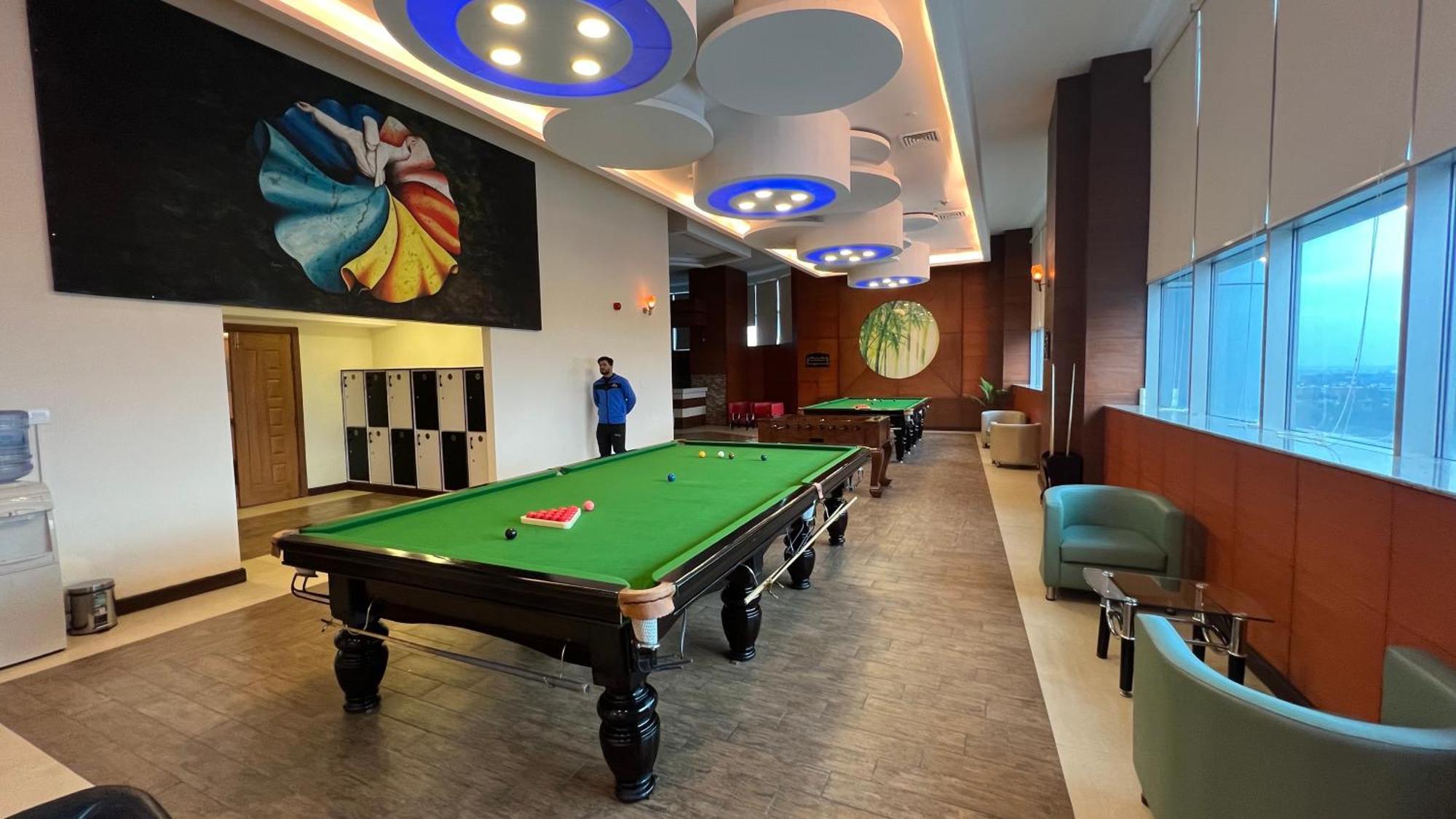Centaurus Three Bed City View Islamabad Exterior foto