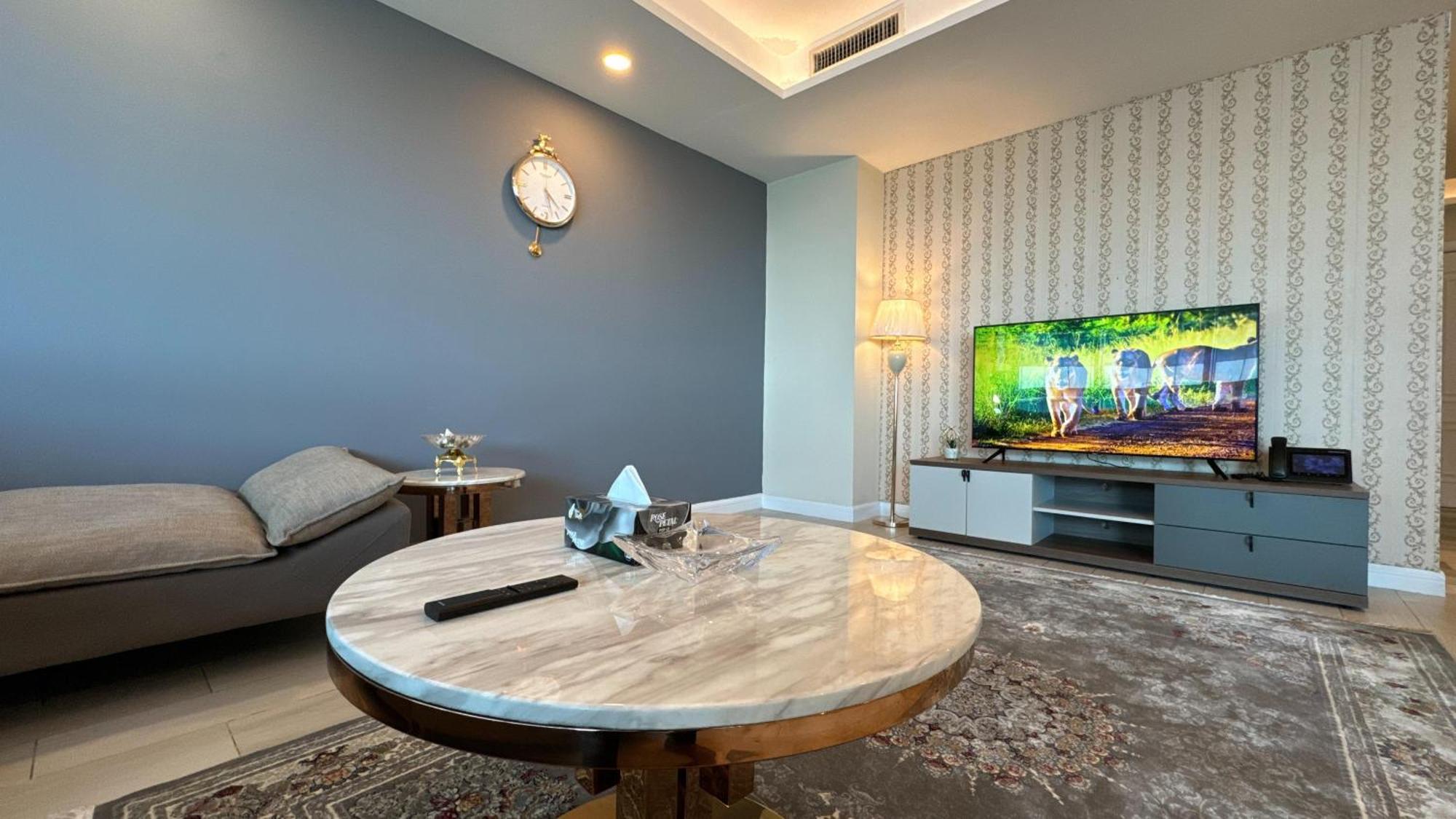 Centaurus Three Bed City View Islamabad Exterior foto